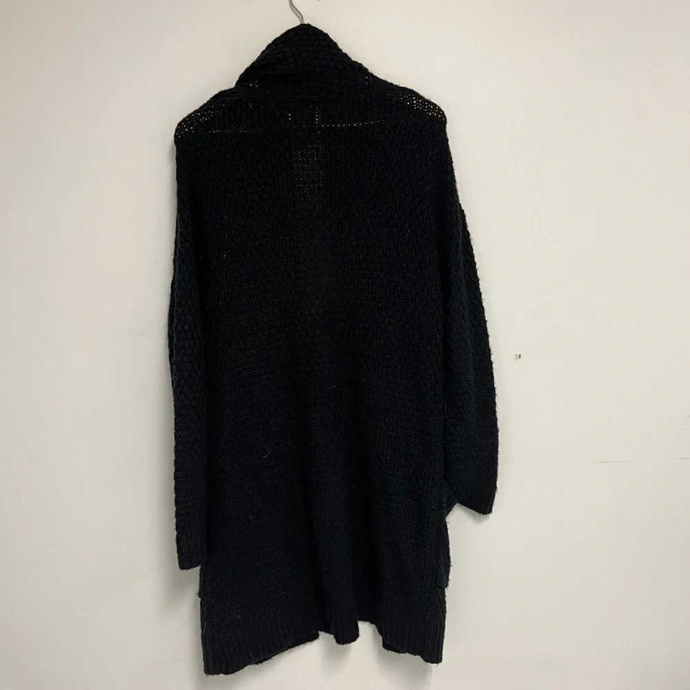 hinge designed in seattle cardigan - Picture 5 of 5